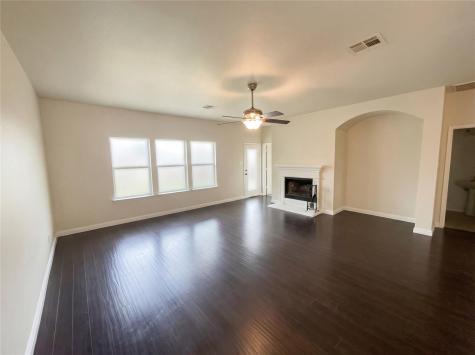 128 Inman Drive Hutto TX 78634