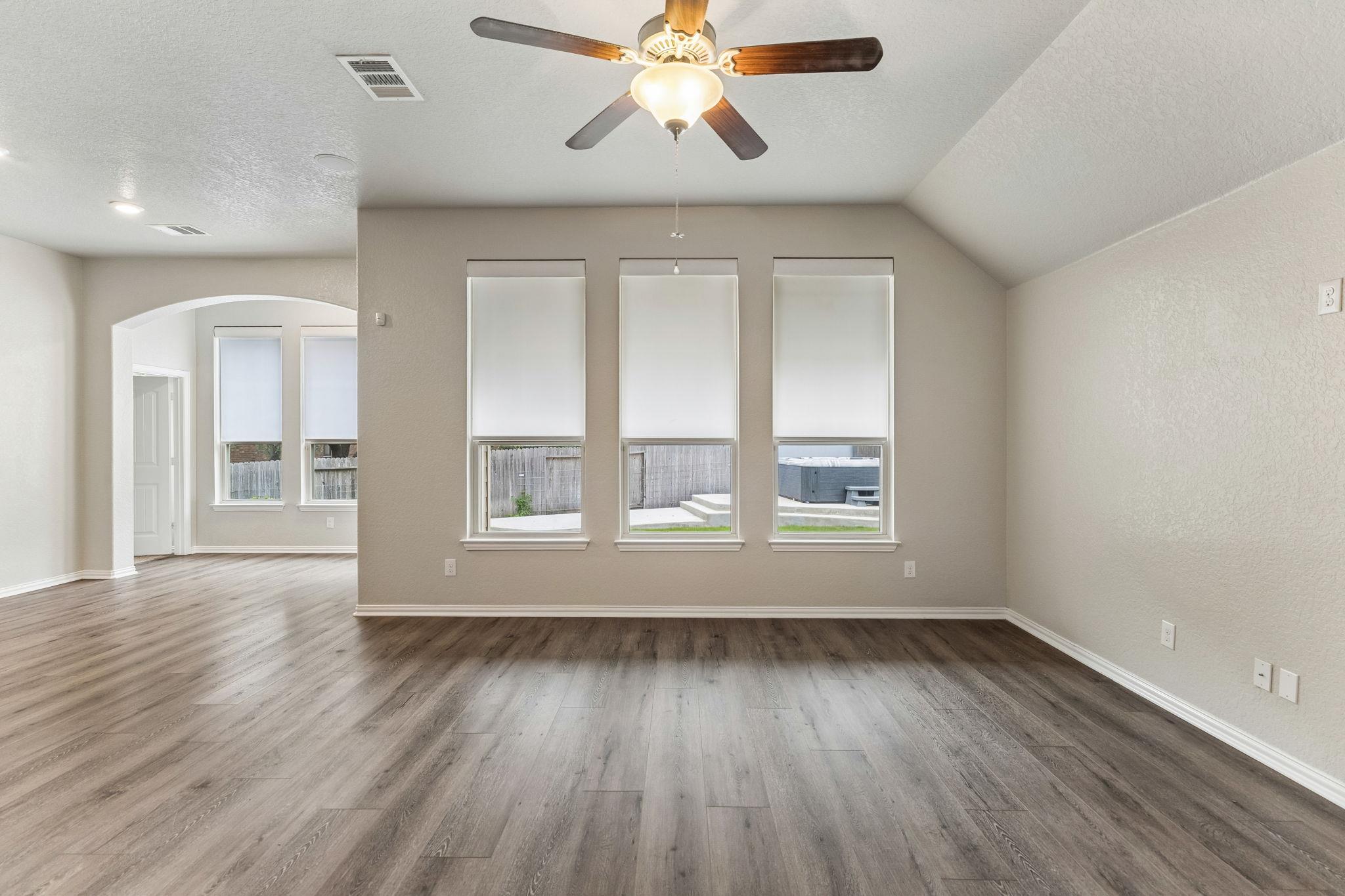 15311 Saratoga Springs San Antonio TX 78245