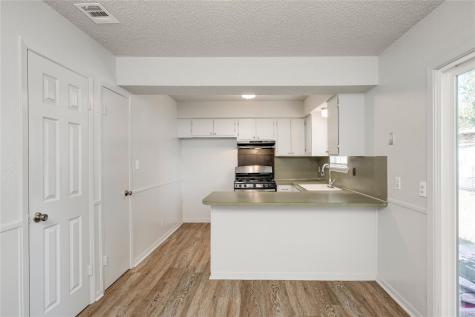 5900 Glen Meadow Drive Austin TX 78745