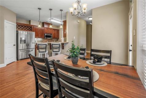 1723 Creekside Circle College Station TX 77845