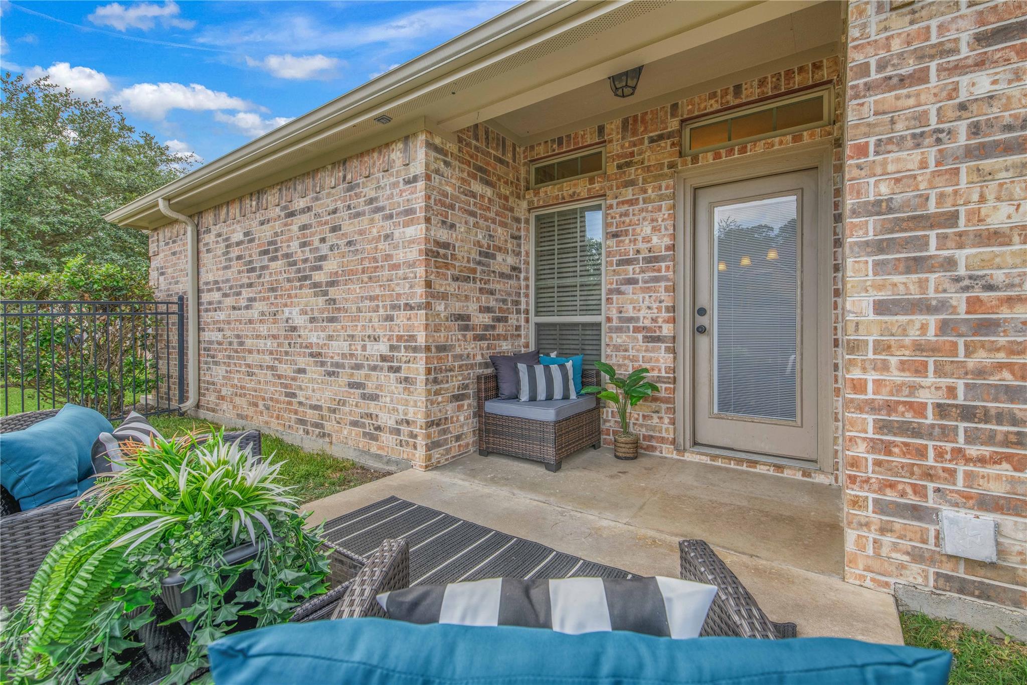 1723 Creekside Circle College Station TX 77845