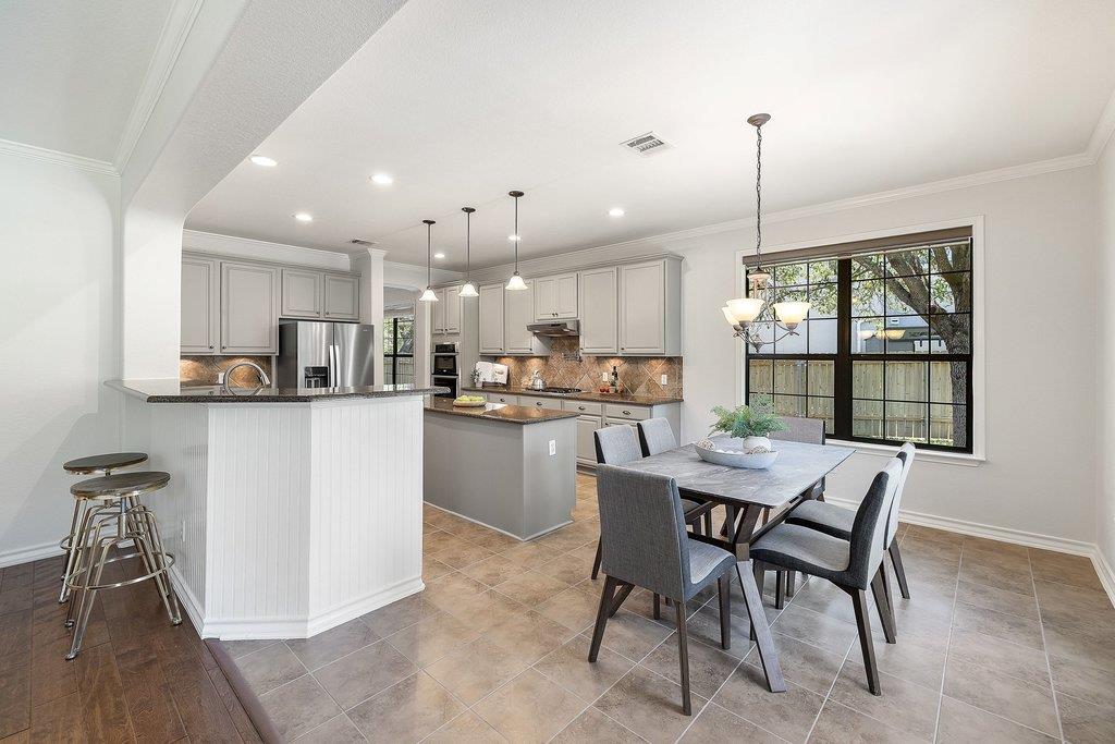 11129 Bastogne Loop Austin TX 78739