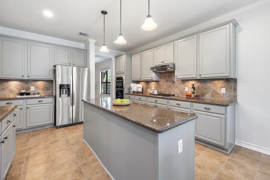 11129 Bastogne Loop Austin TX 78739