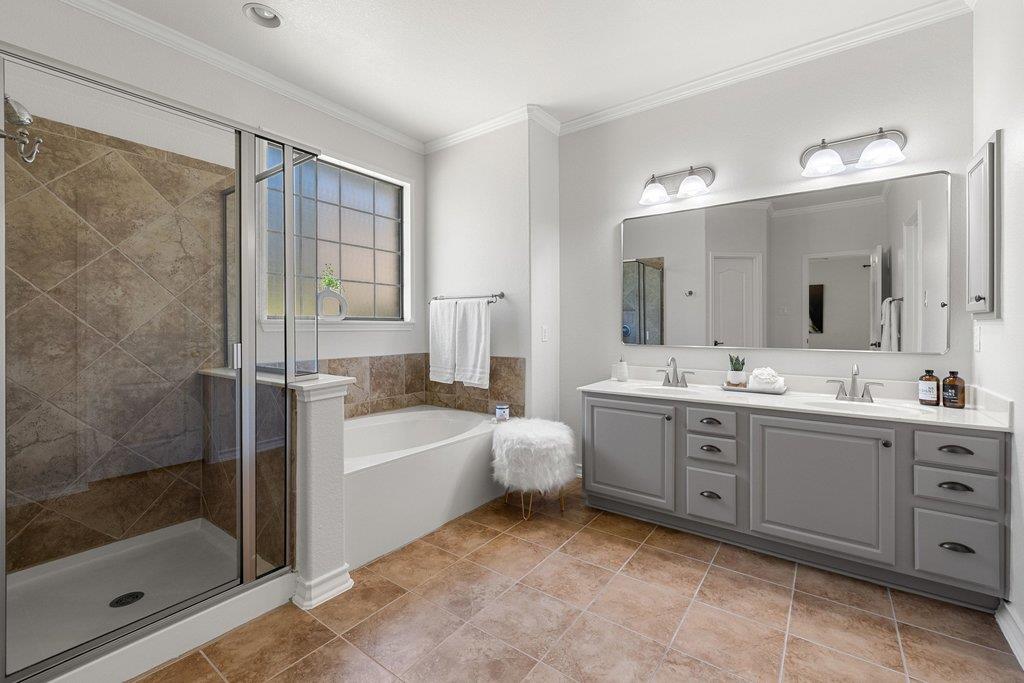 11129 Bastogne Loop Austin TX 78739