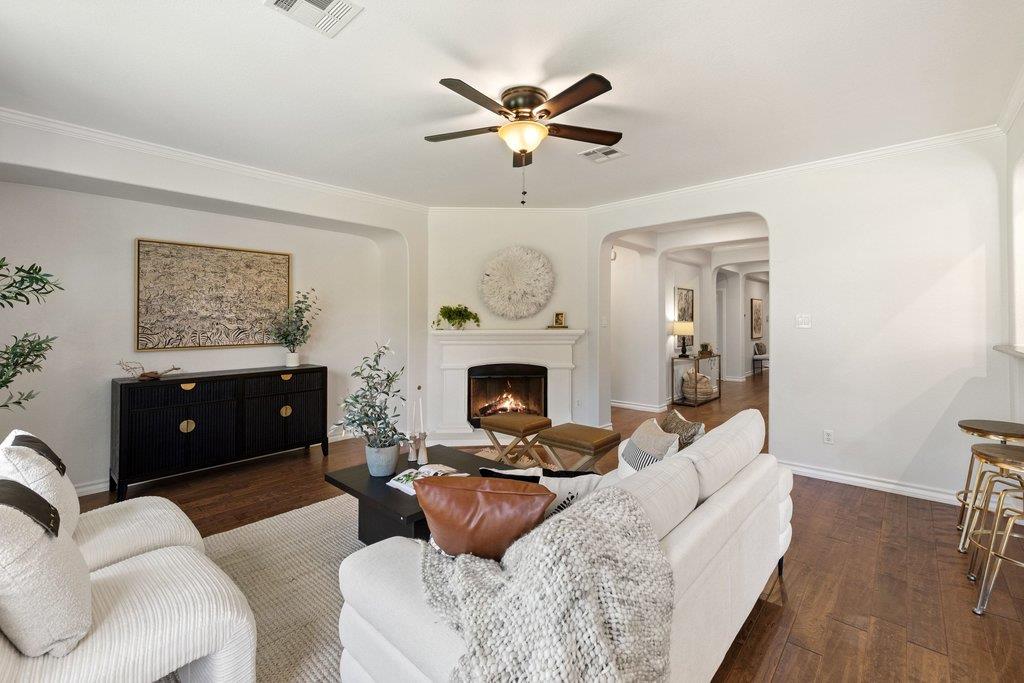 11129 Bastogne Loop Austin TX 78739