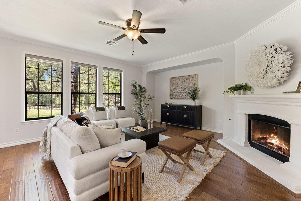 11129 Bastogne Loop Austin TX 78739