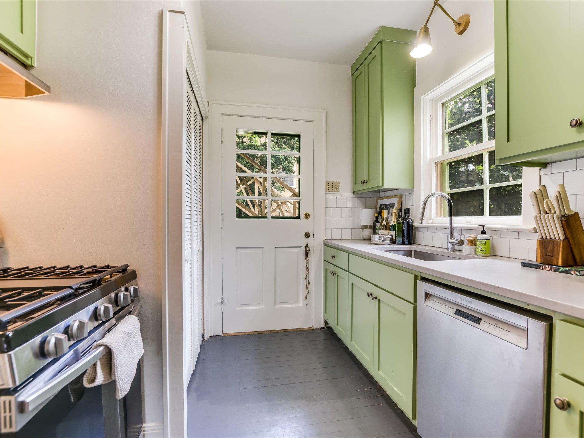 501 Carolyn Avenue Austin TX 78705