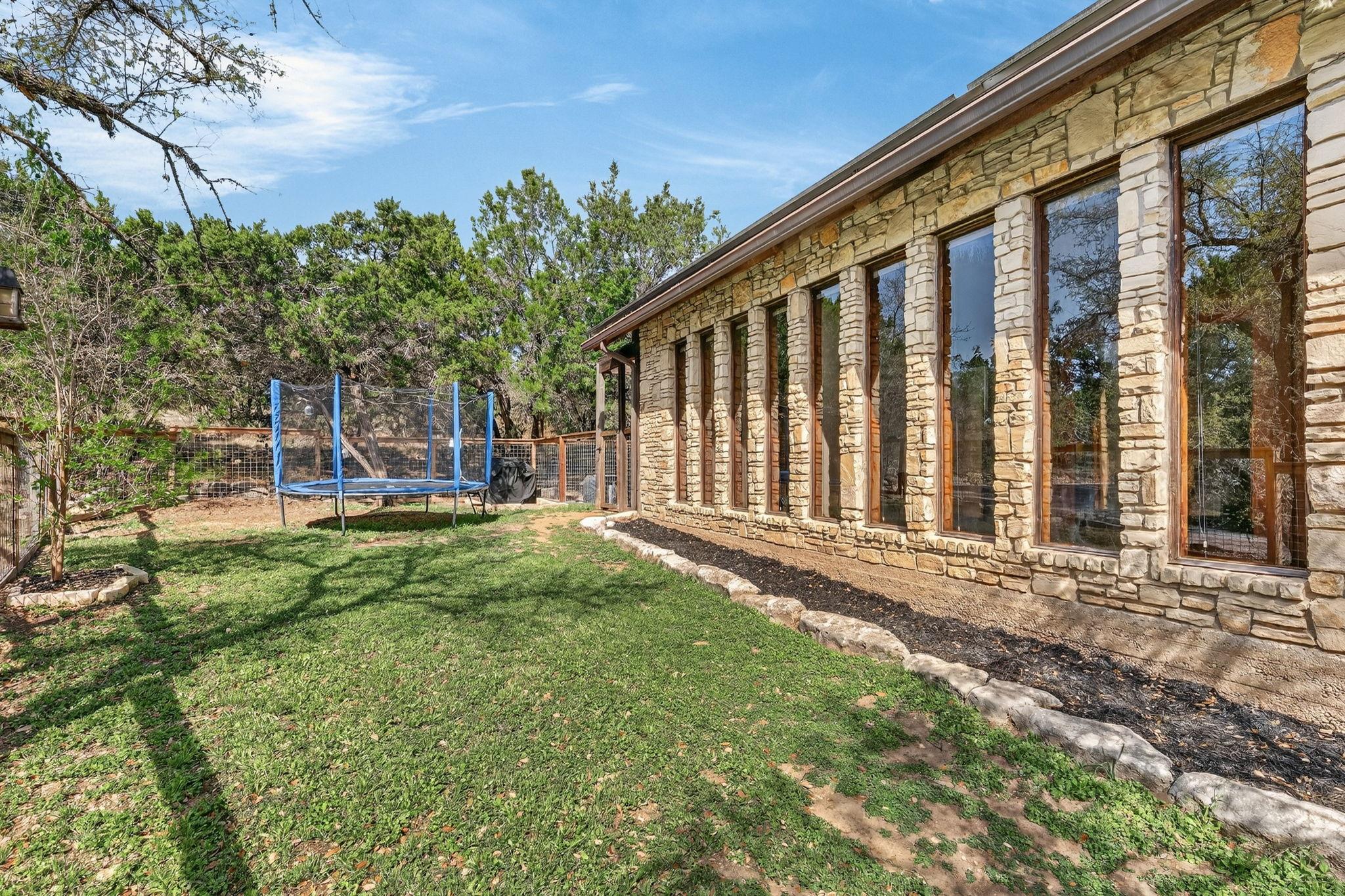 22706 Rocking A Trail Spicewood TX 78669