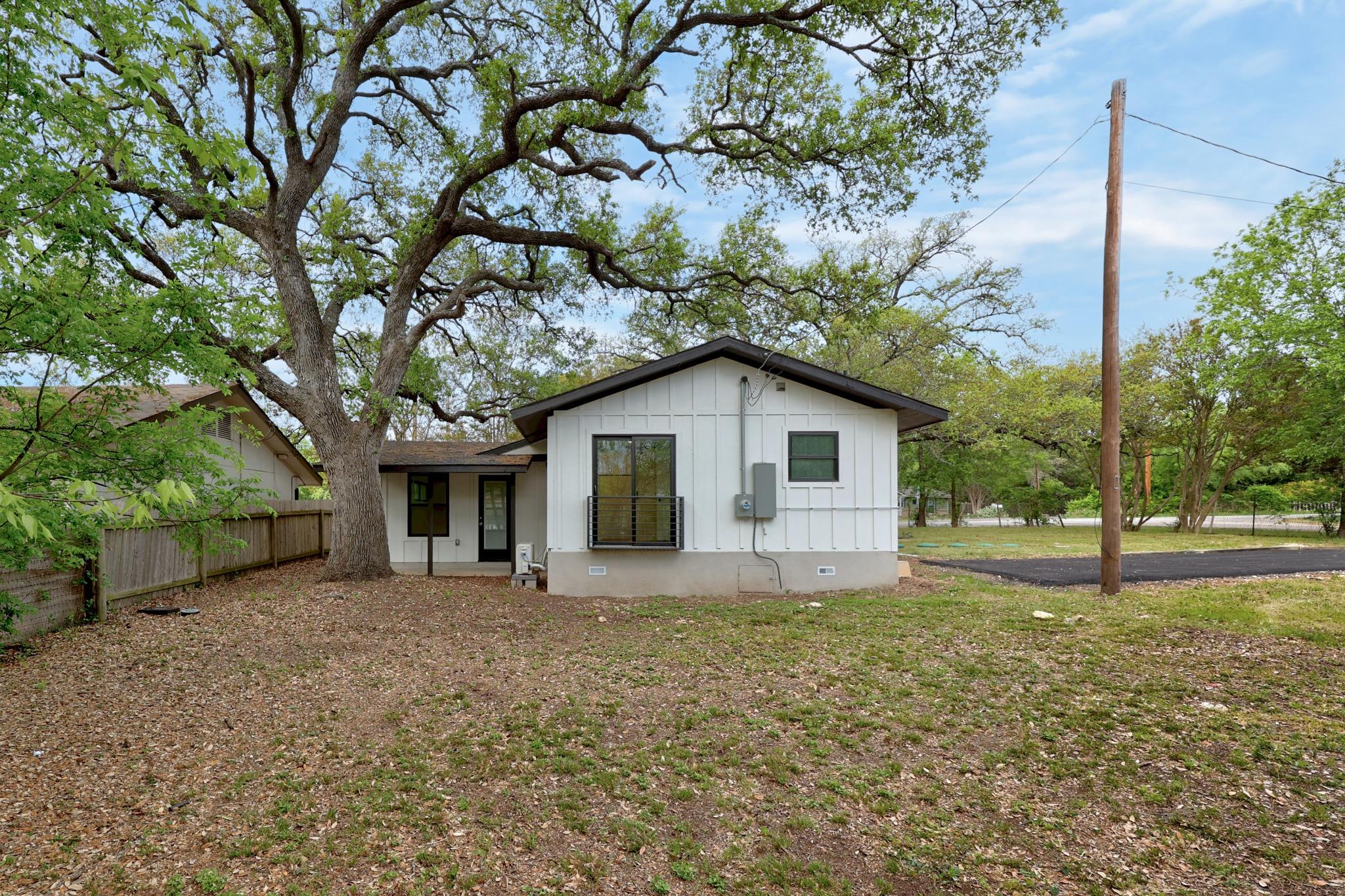 11013 Travis Drive Jonestown TX 78645