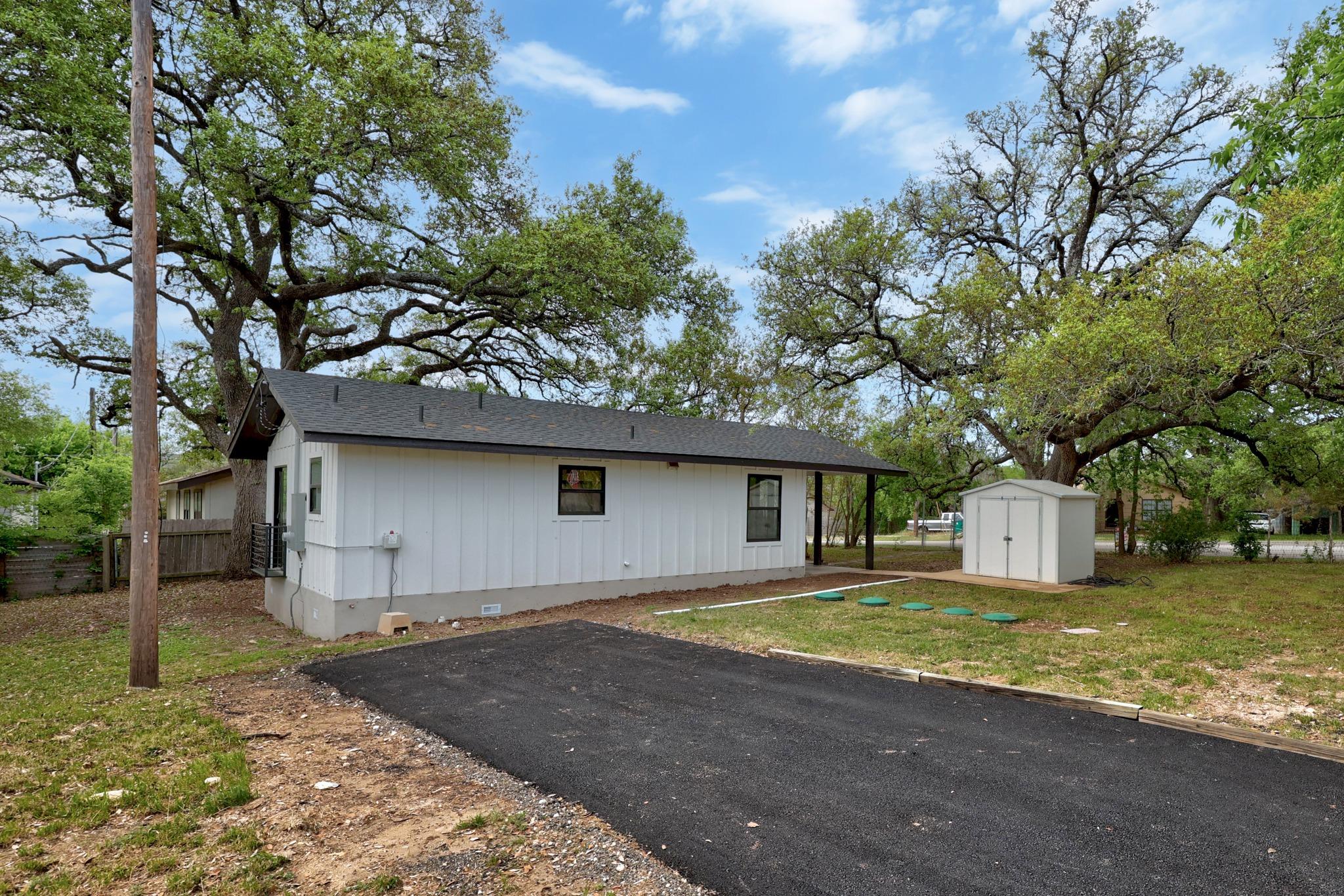 11013 Travis Drive Jonestown TX 78645