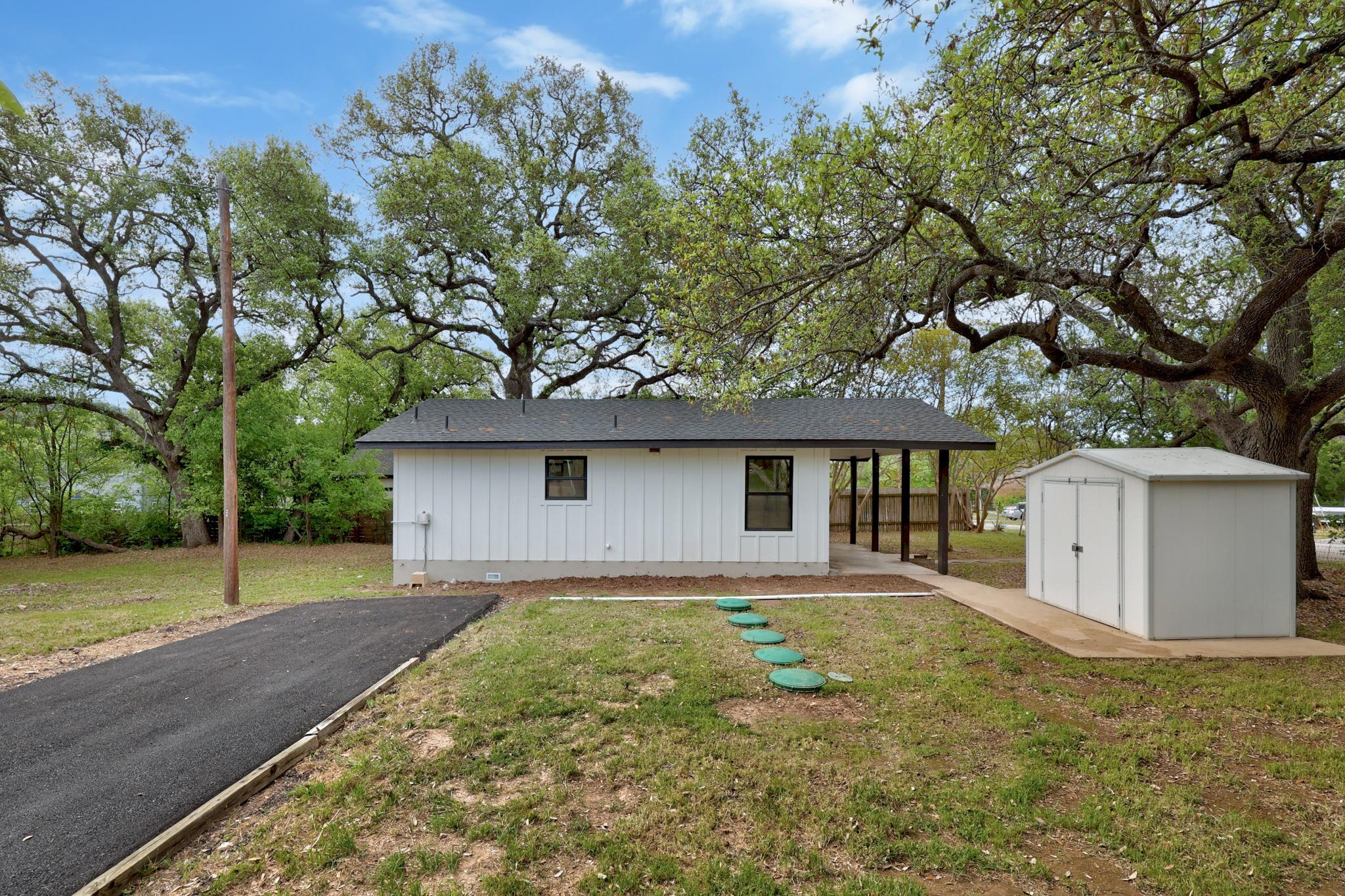 11013 Travis Drive Jonestown TX 78645