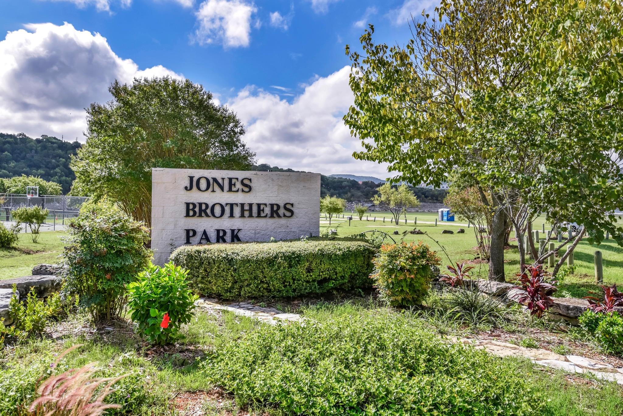 11013 Travis Drive Jonestown TX 78645