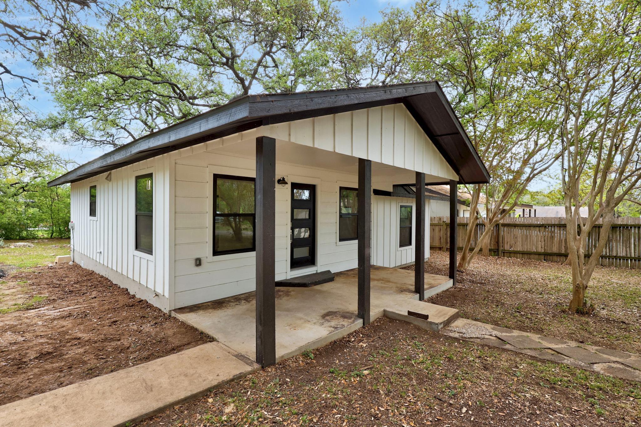 11013 Travis Drive Jonestown TX 78645