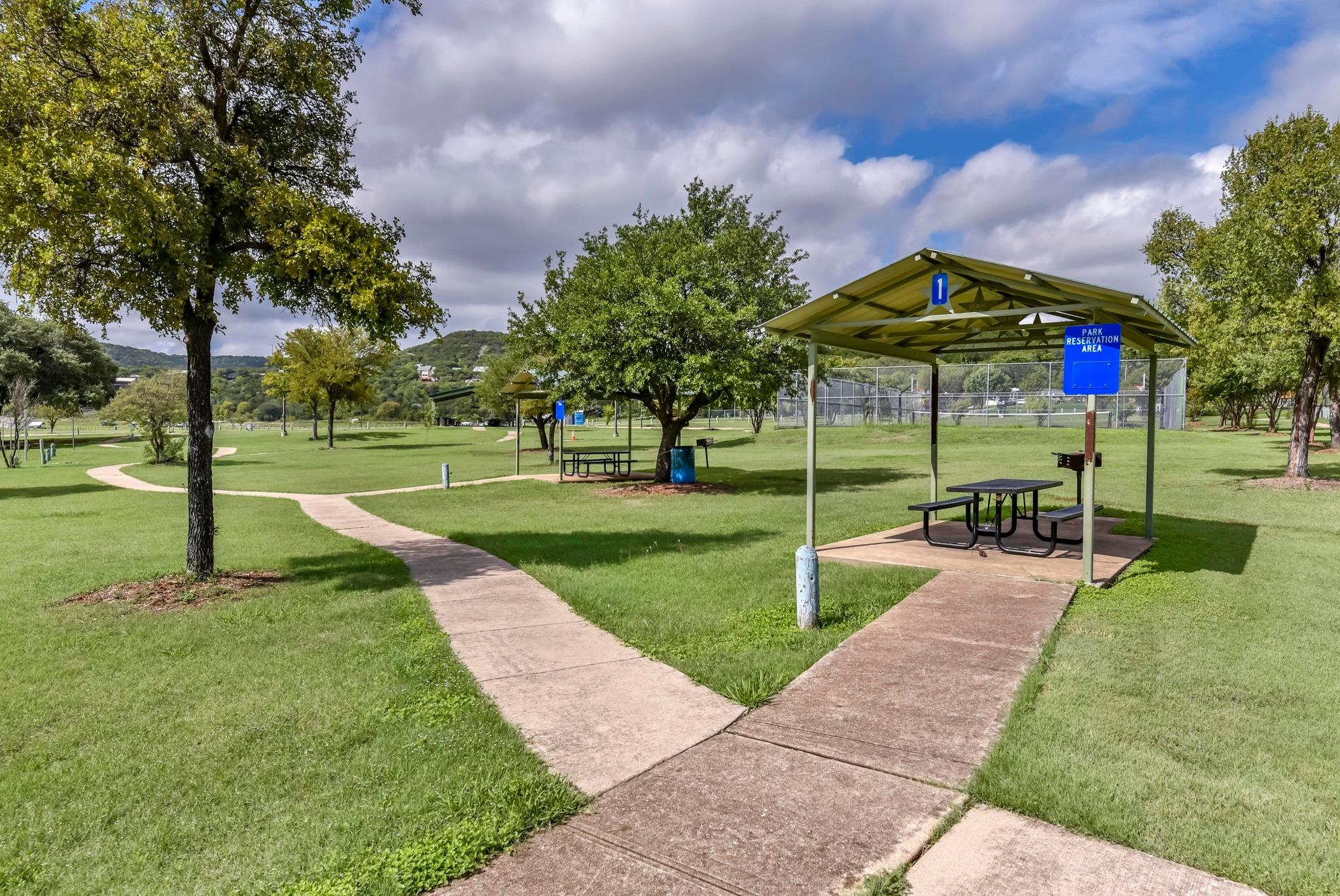 11013 Travis Drive Jonestown TX 78645