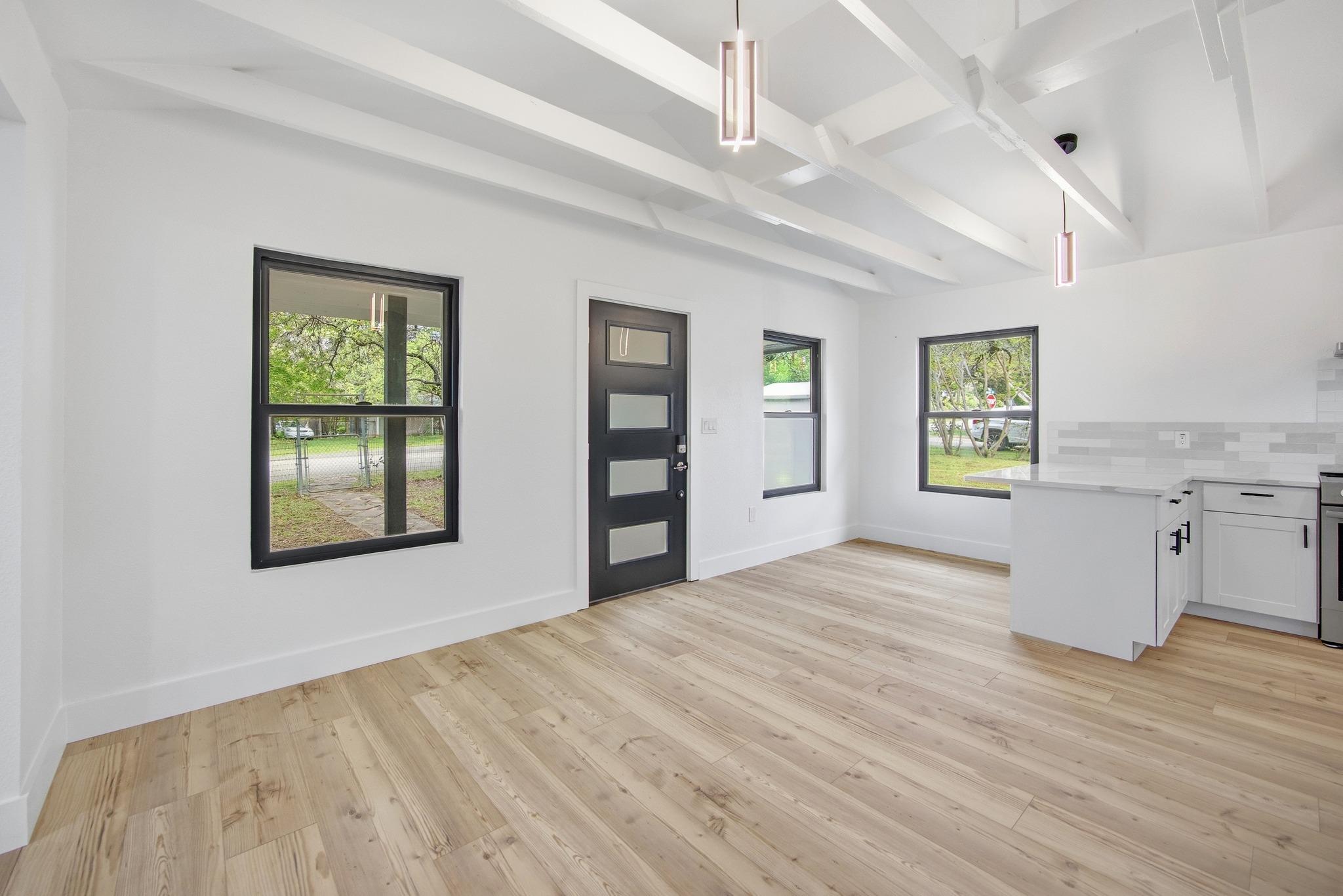 11013 Travis Drive Jonestown TX 78645