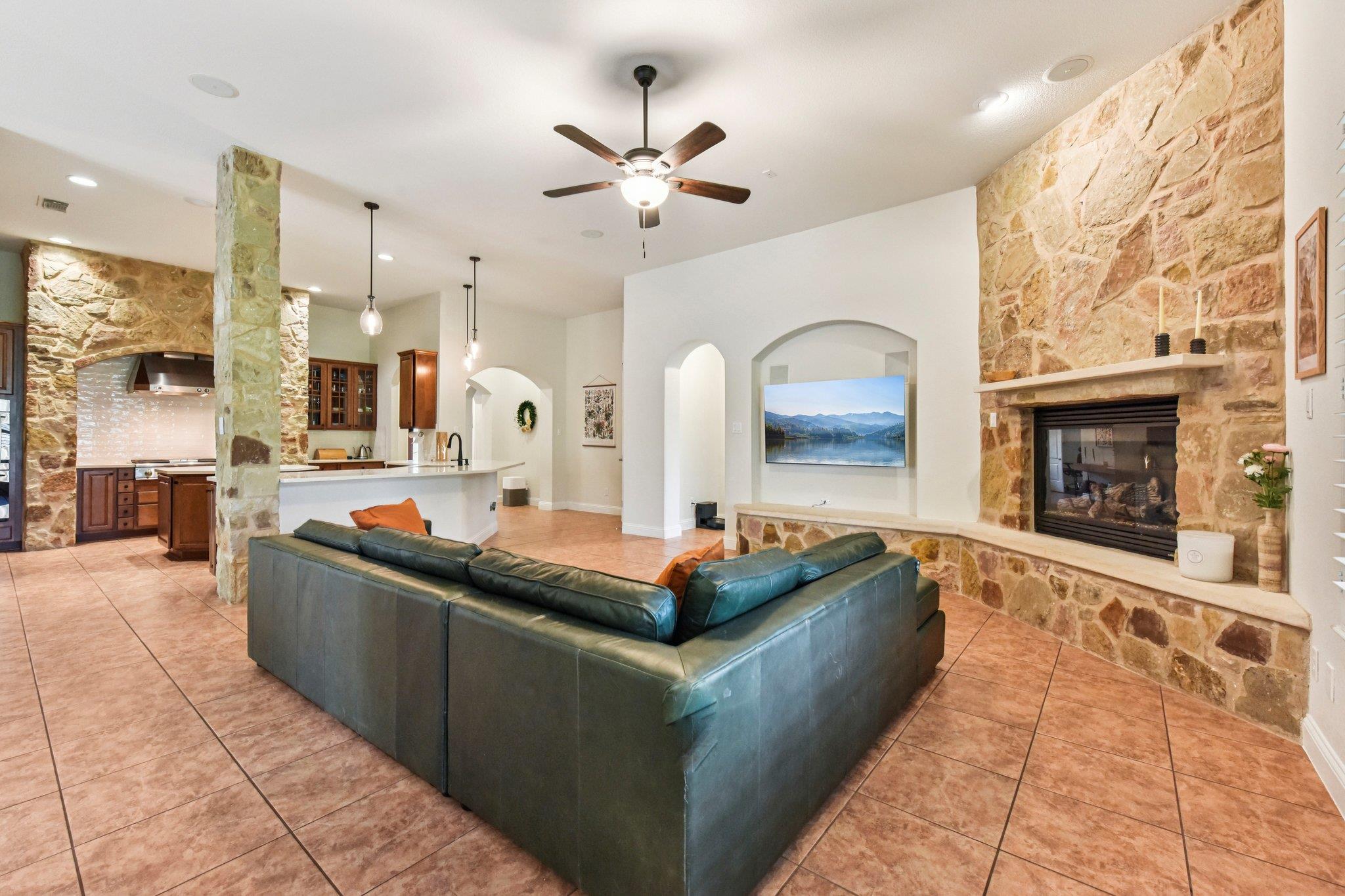 10617 Camillia Blossom Lane Austin TX 78748