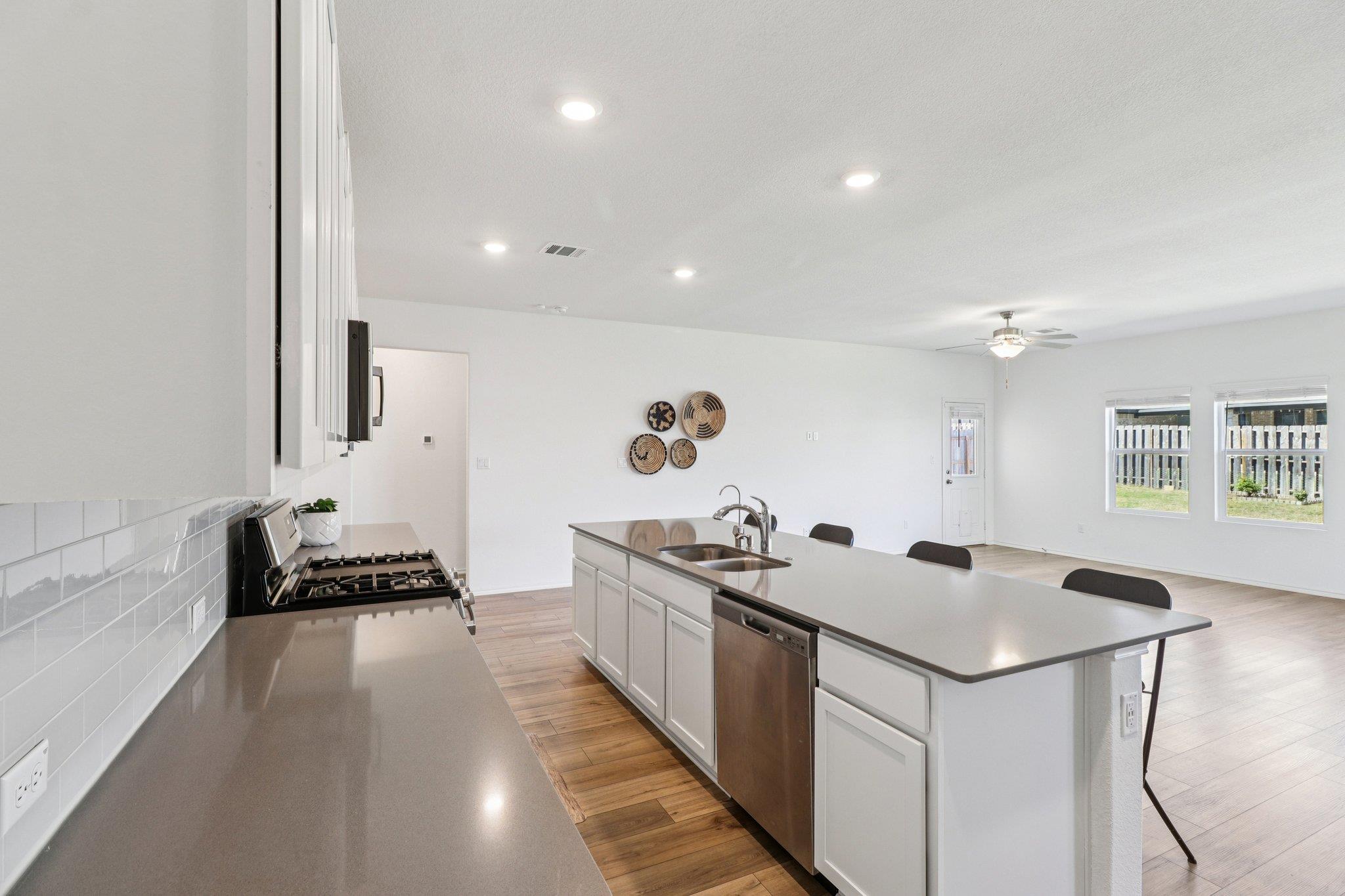 1201 Mallow Road Leander TX 78641