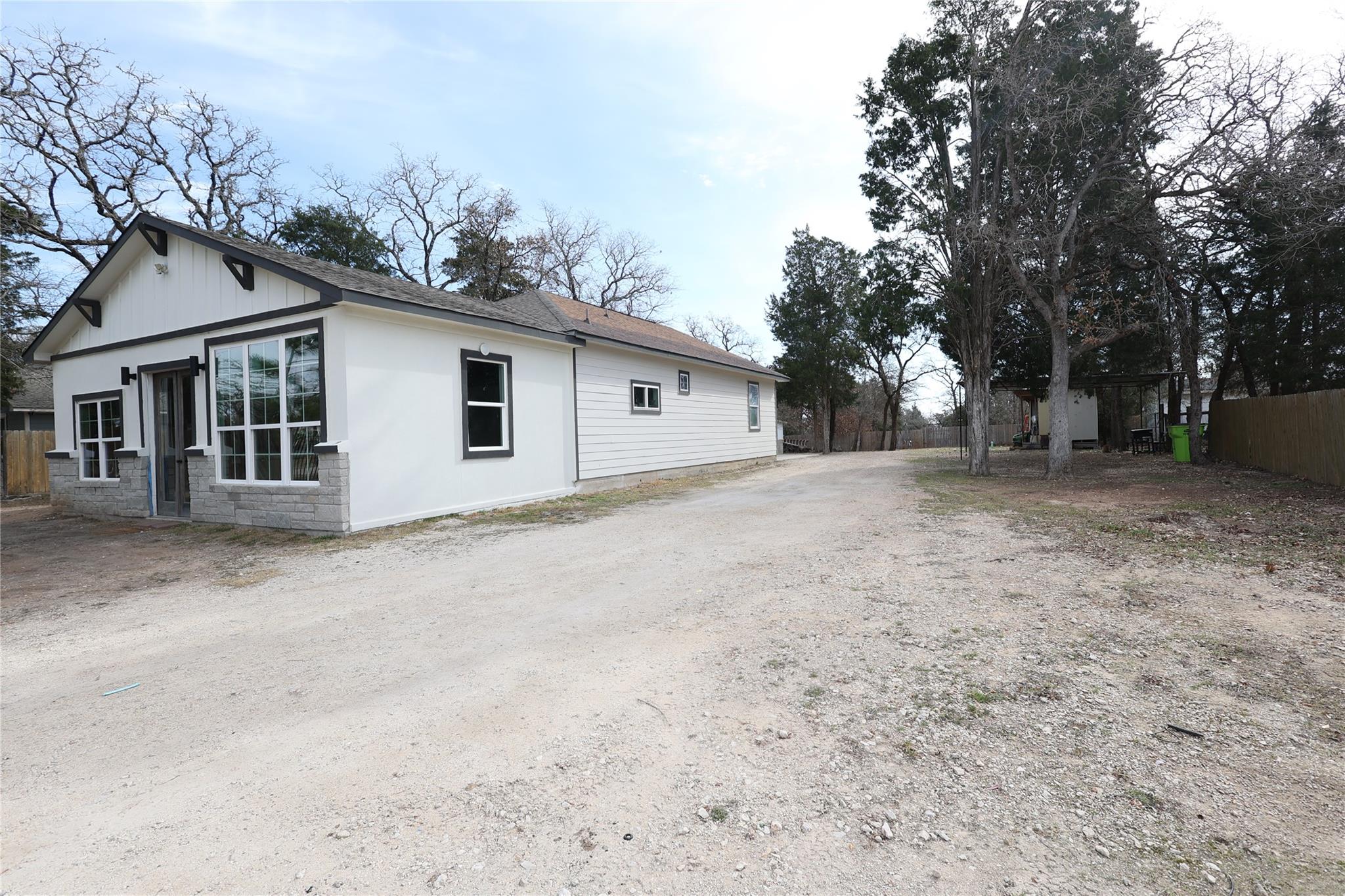 250 La Selva Drive Elgin TX 78621