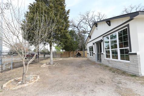 250 La Selva Drive Elgin TX 78621