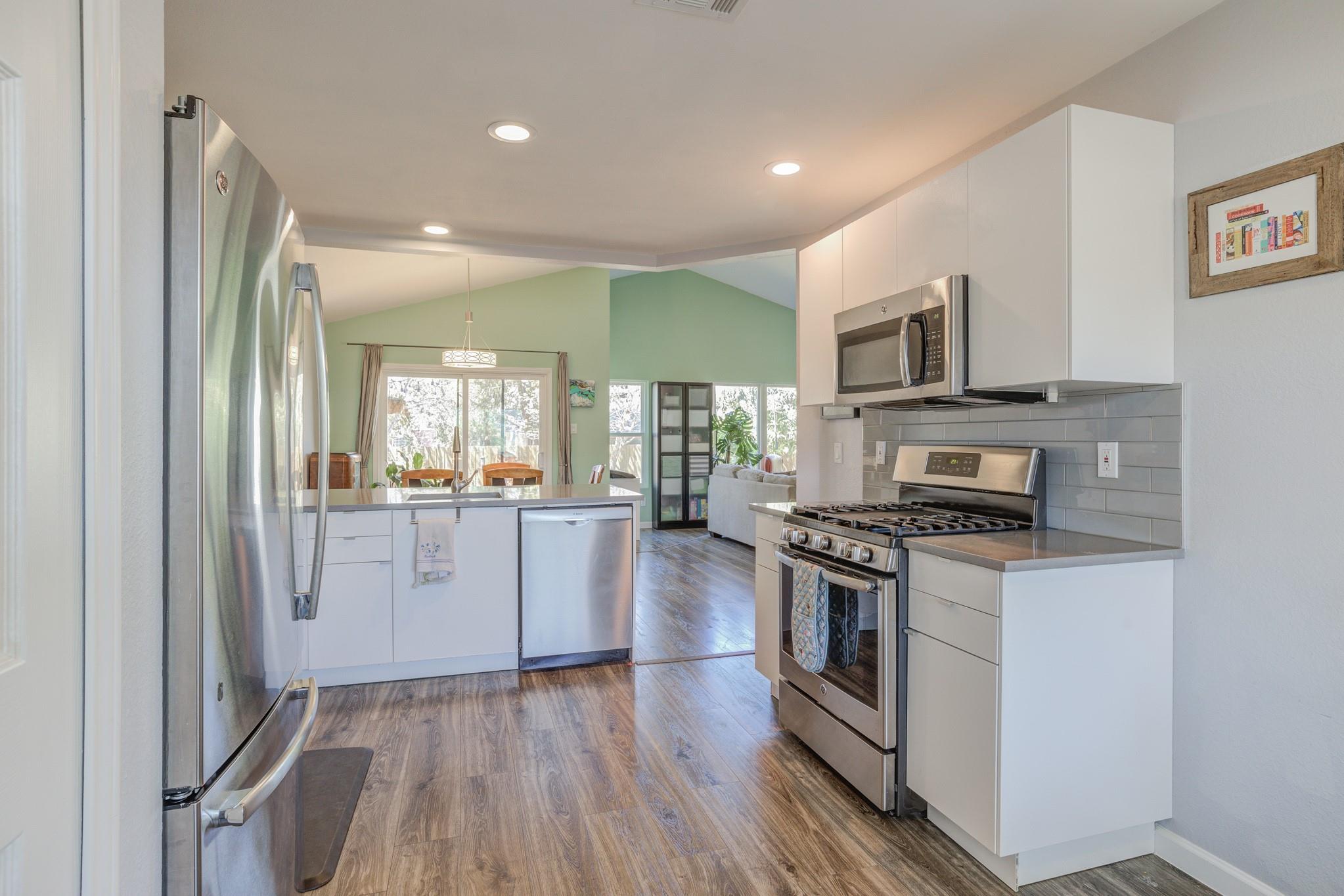 12004 Swearingen Drive Austin TX 78758