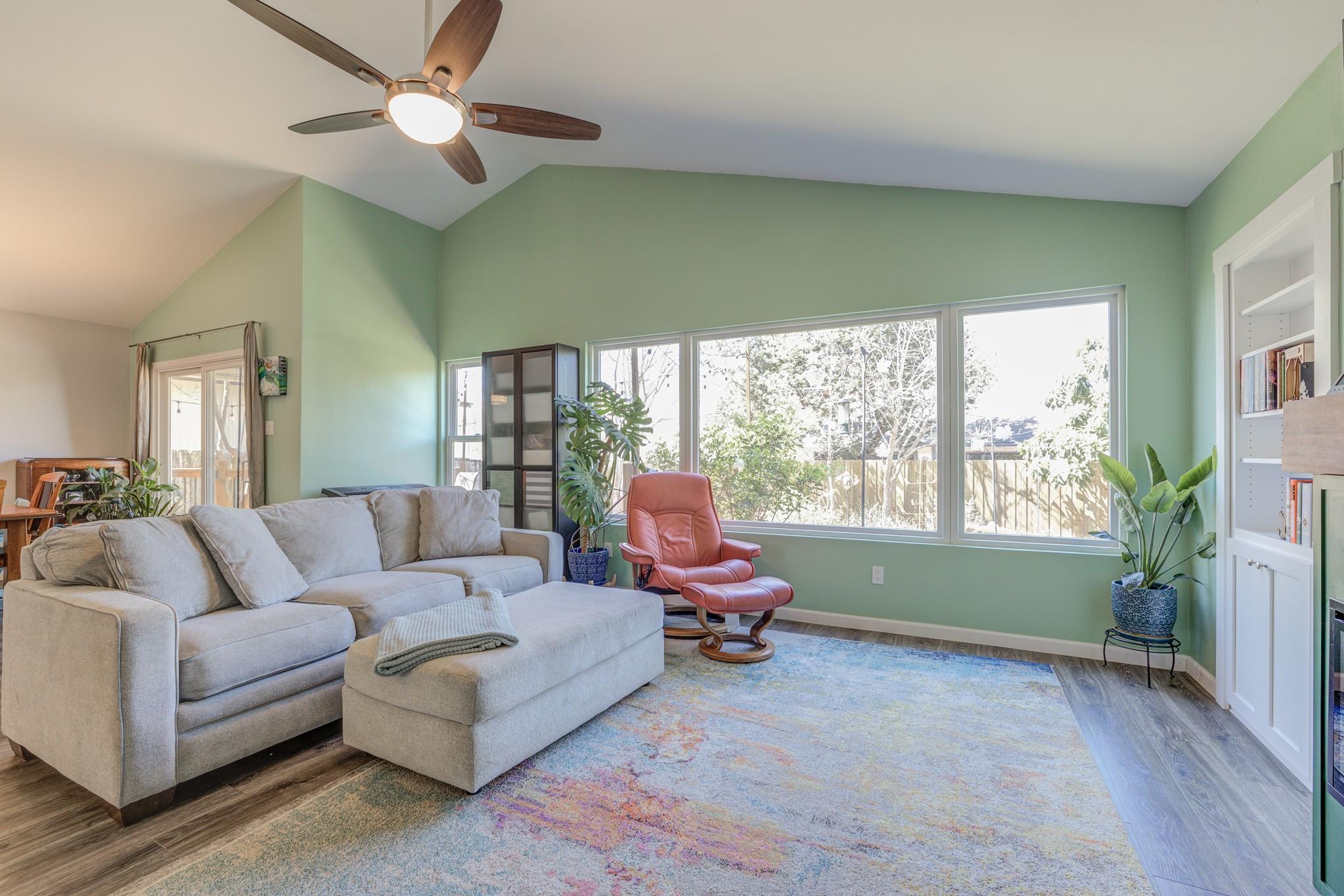 12004 Swearingen Drive Austin TX 78758