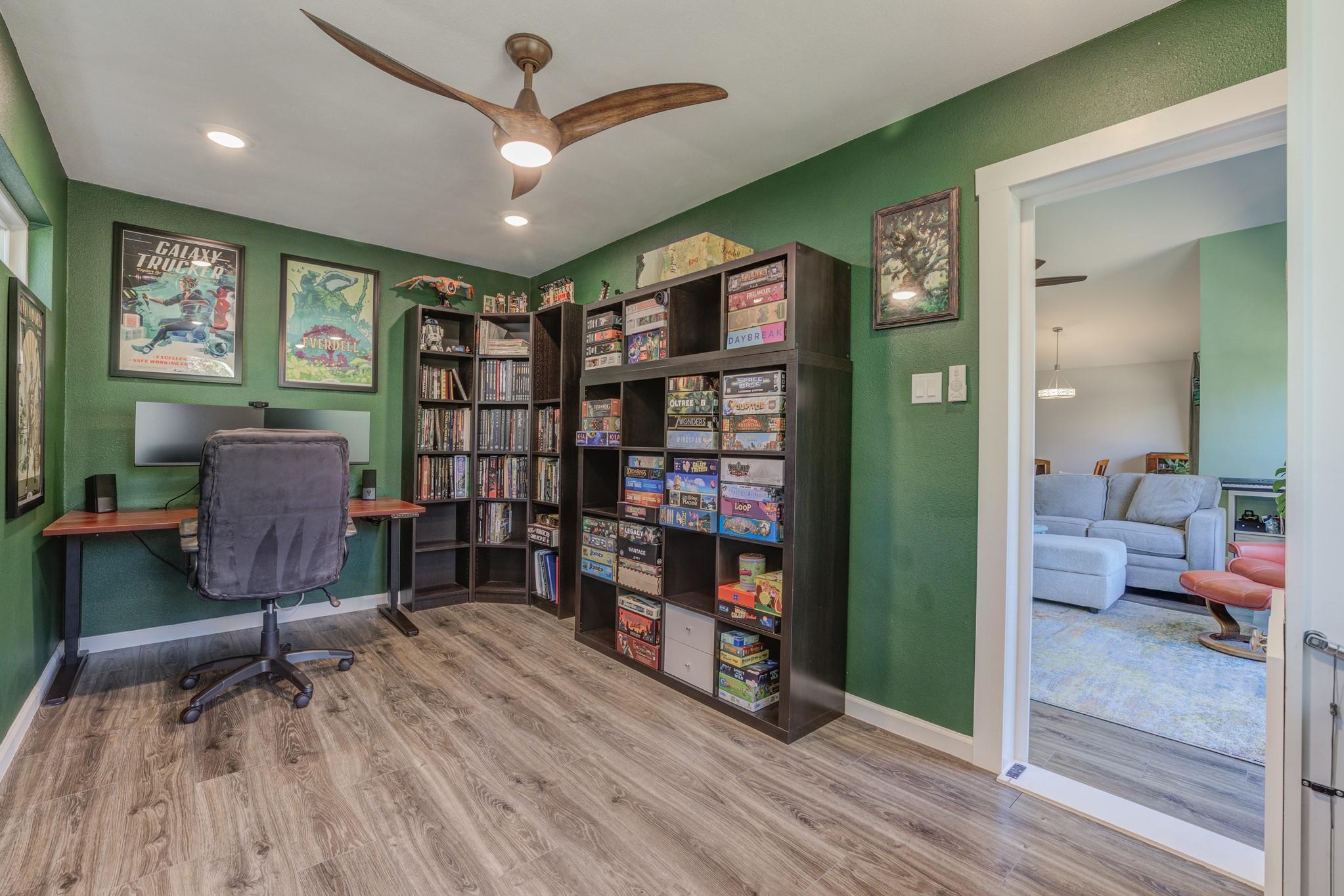 12004 Swearingen Drive Austin TX 78758