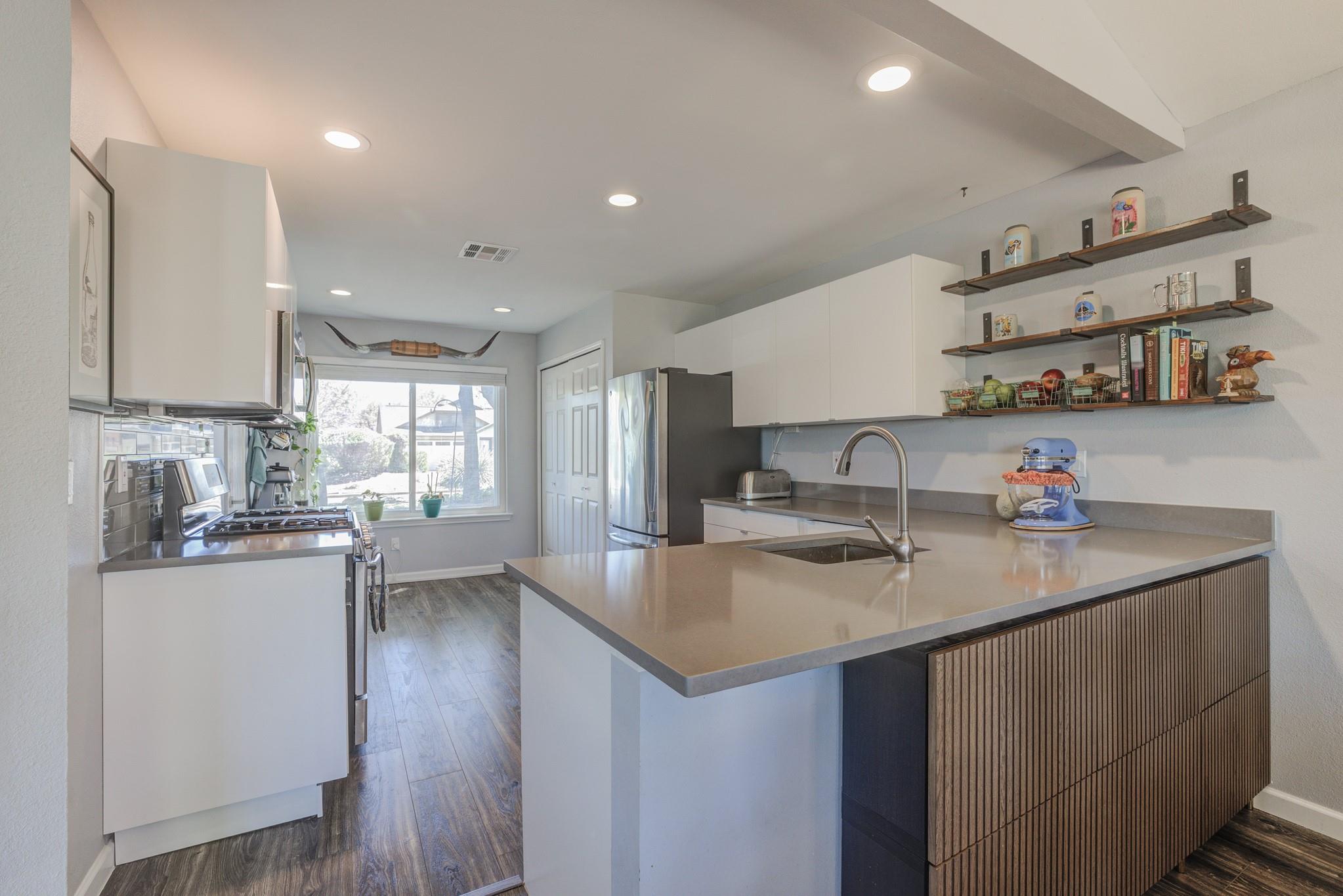 12004 Swearingen Drive Austin TX 78758