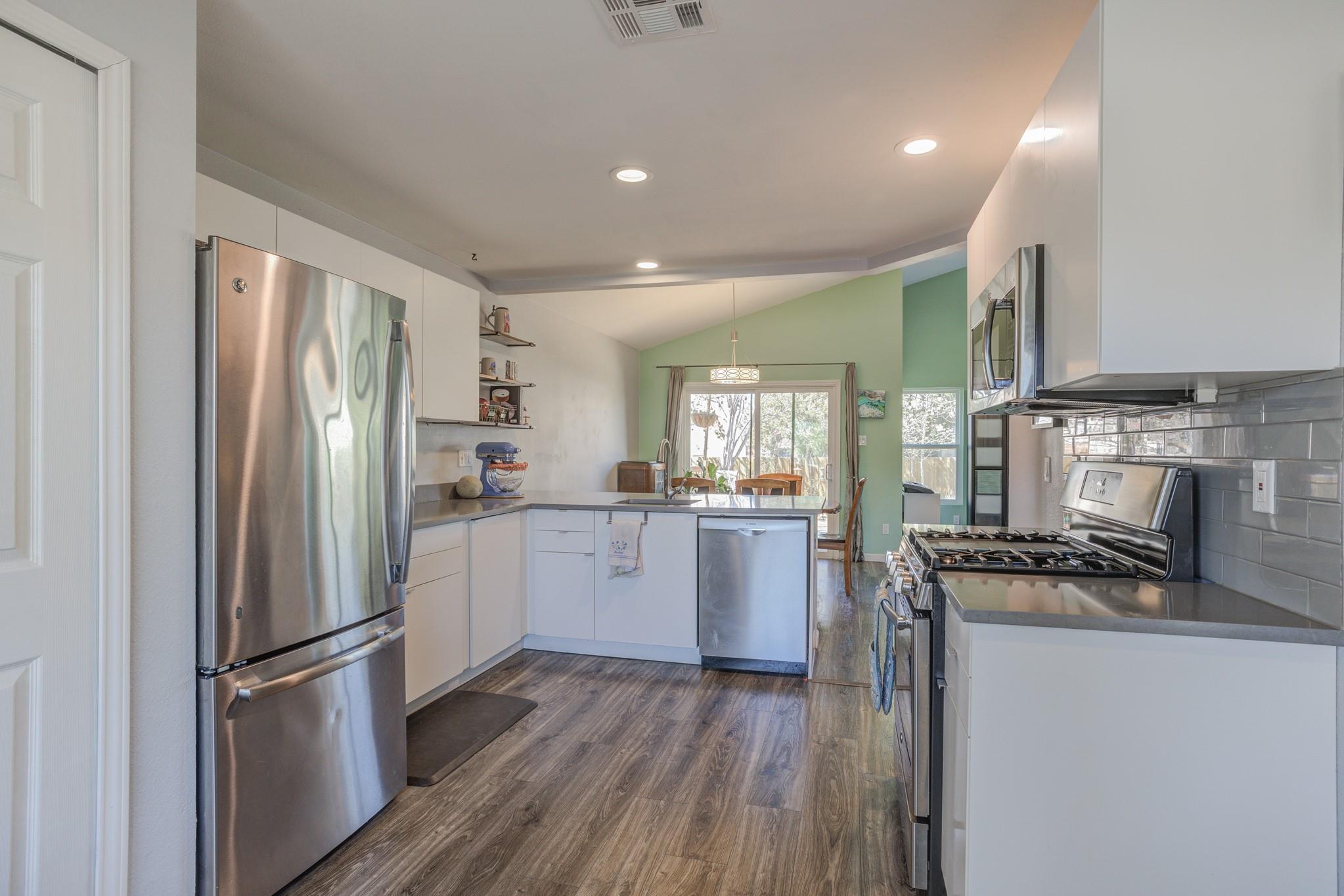 12004 Swearingen Drive Austin TX 78758