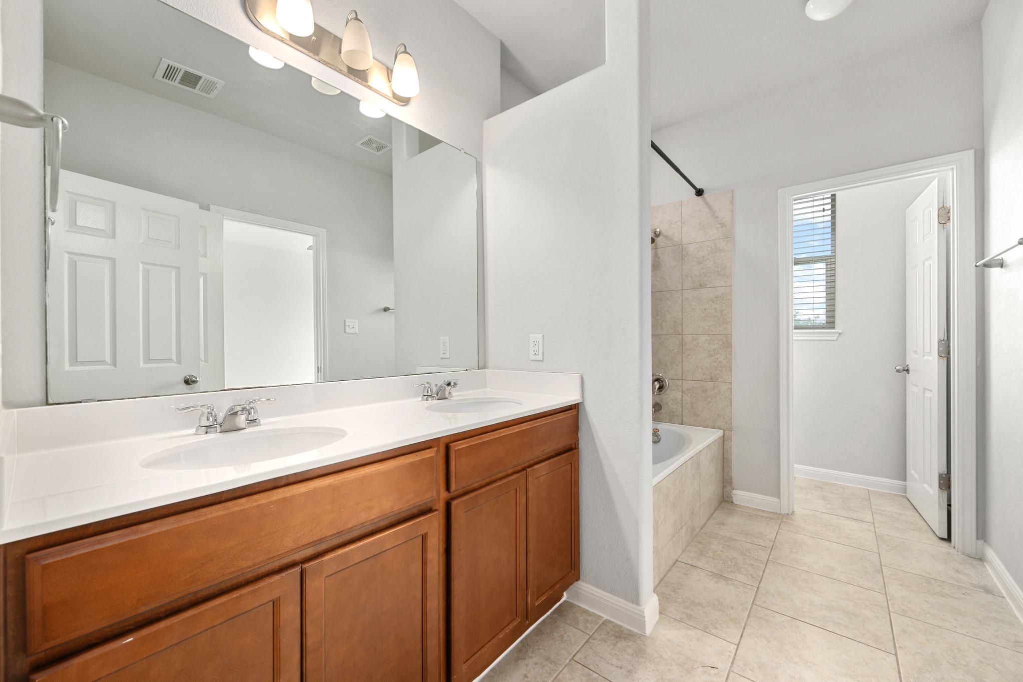 1401 Little Elm Trail Cedar Park TX 78613