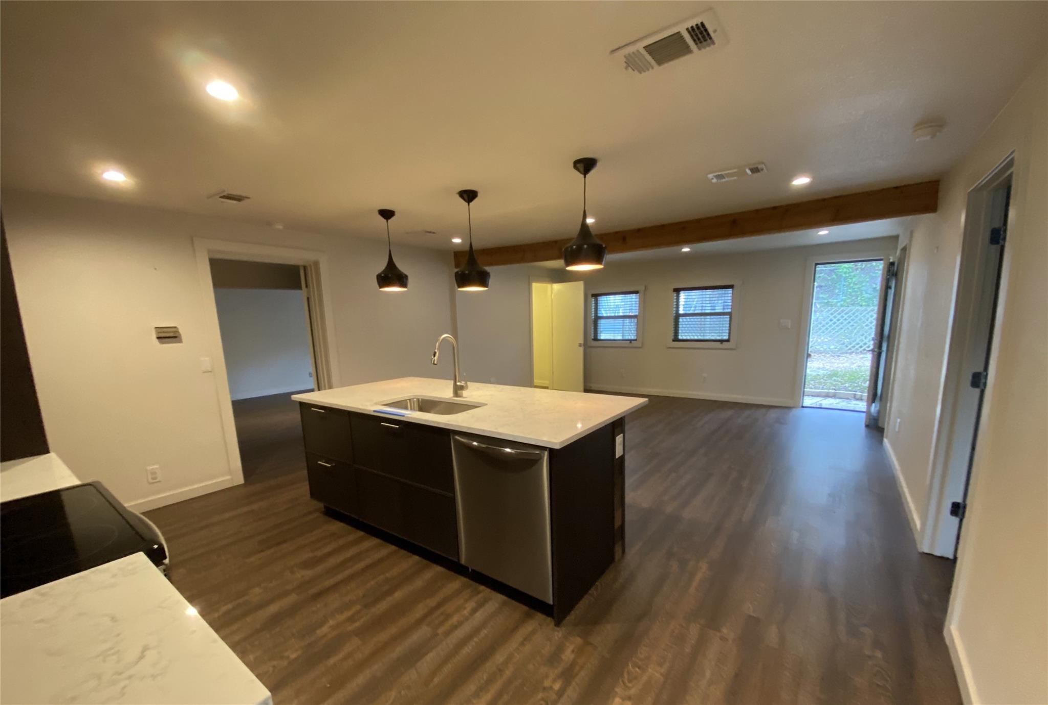 1000 Linscomb Drive Austin TX 78734