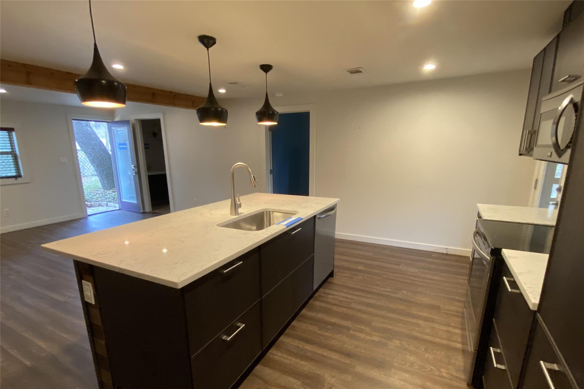 1000 Linscomb Drive Austin TX 78734