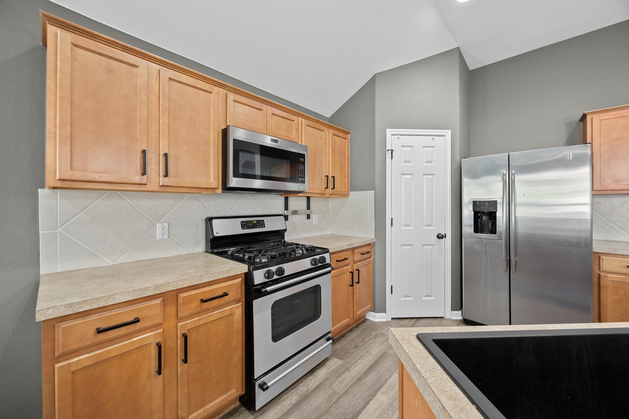 2412 Tumbling River Drive Leander TX 78641
