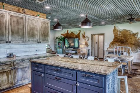 1850 Lcr 439 Groesbeck TX 76667
