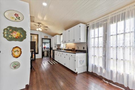 3848 S Highway 304 Rosanky TX 78953