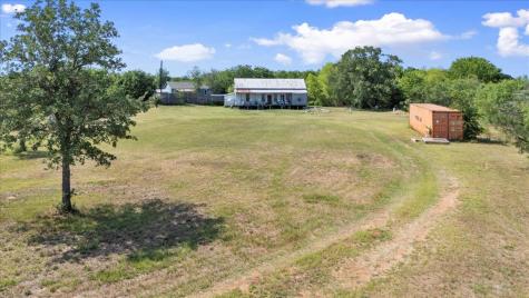 3848 S Highway 304 Rosanky TX 78953