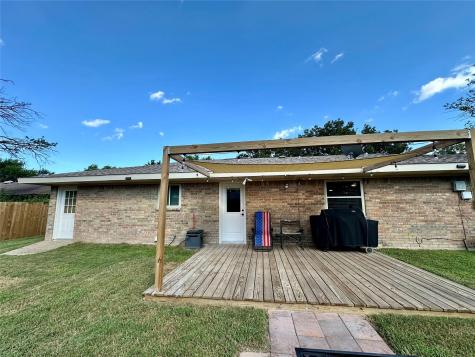 108 S Sunshine Lane Little River Academy TX 76554