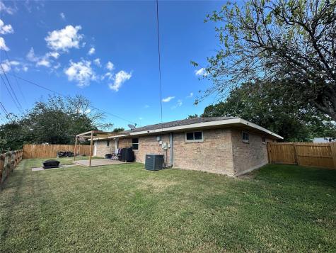108 S Sunshine Lane Little River Academy TX 76554
