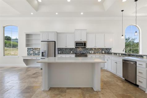 711 N Paleface Ranch Road Spicewood TX 78669