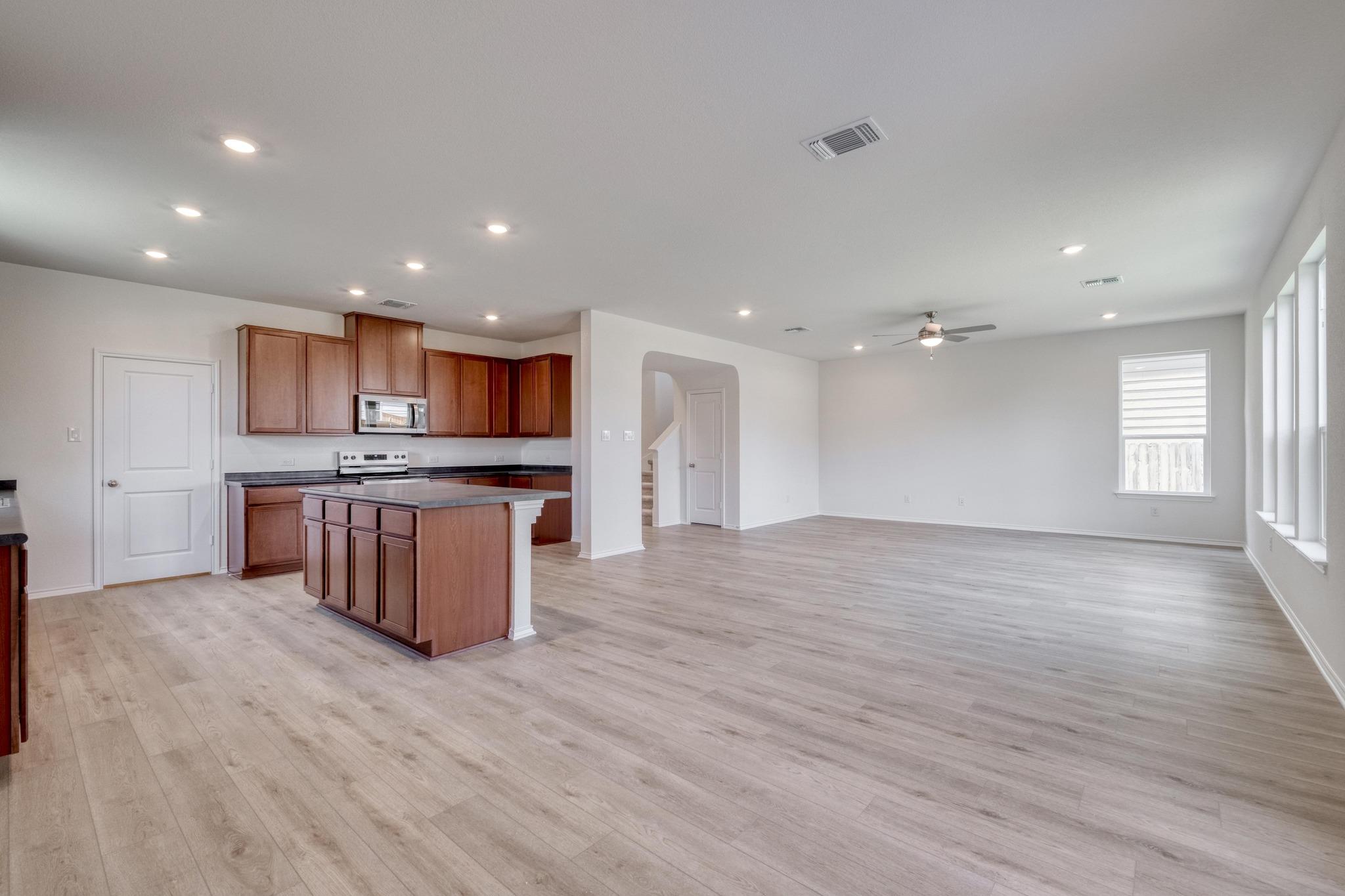 800 Yellow Ribbon Trail Jarrell TX 76537
