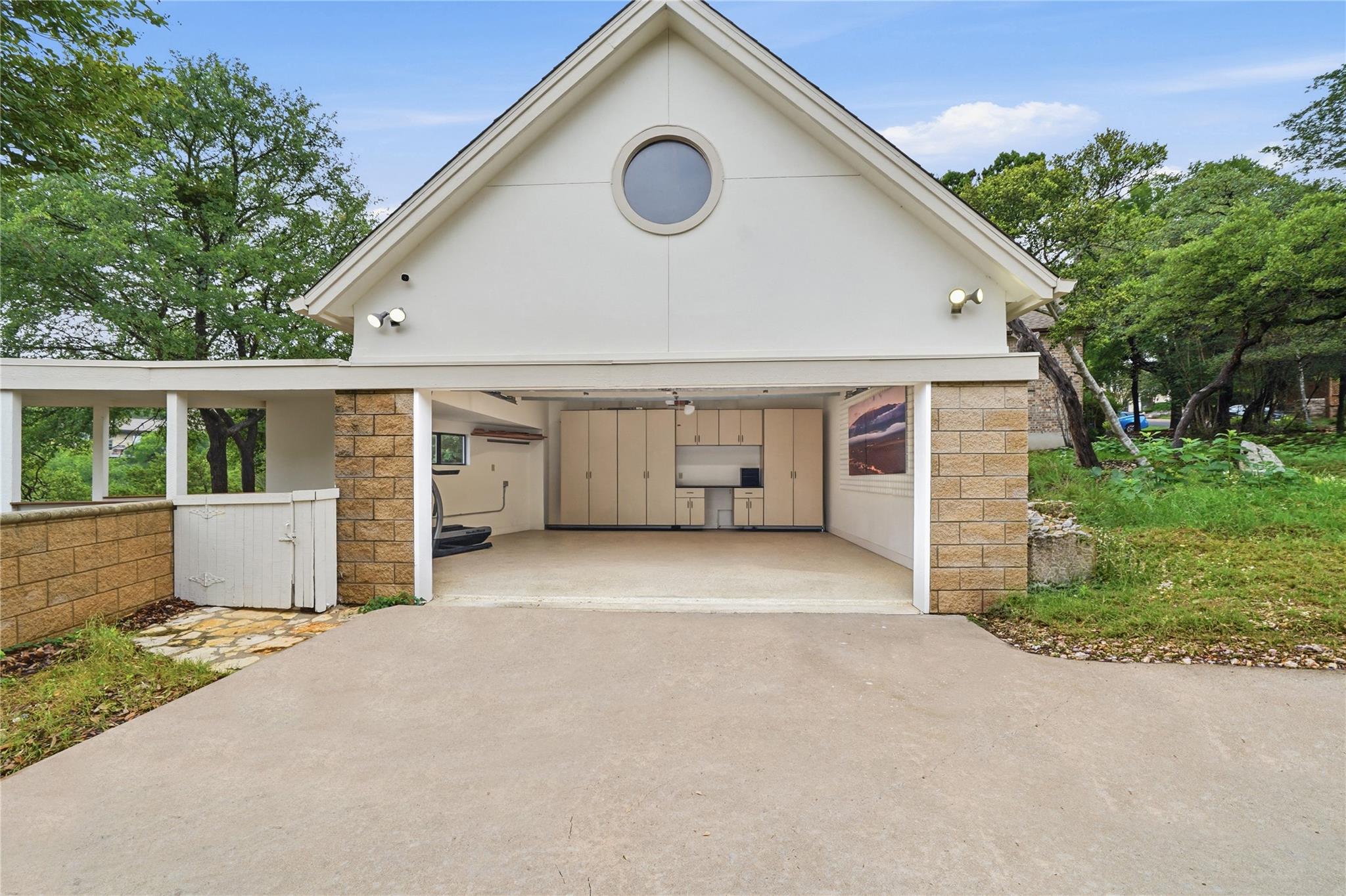 10102 Grand Teton Court Austin TX 78759