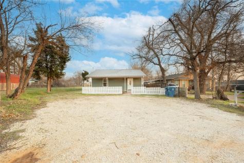 207 Harris Street Elgin TX 78621