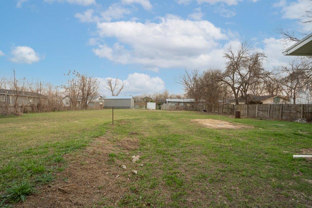 207 Harris Street Elgin TX 78621