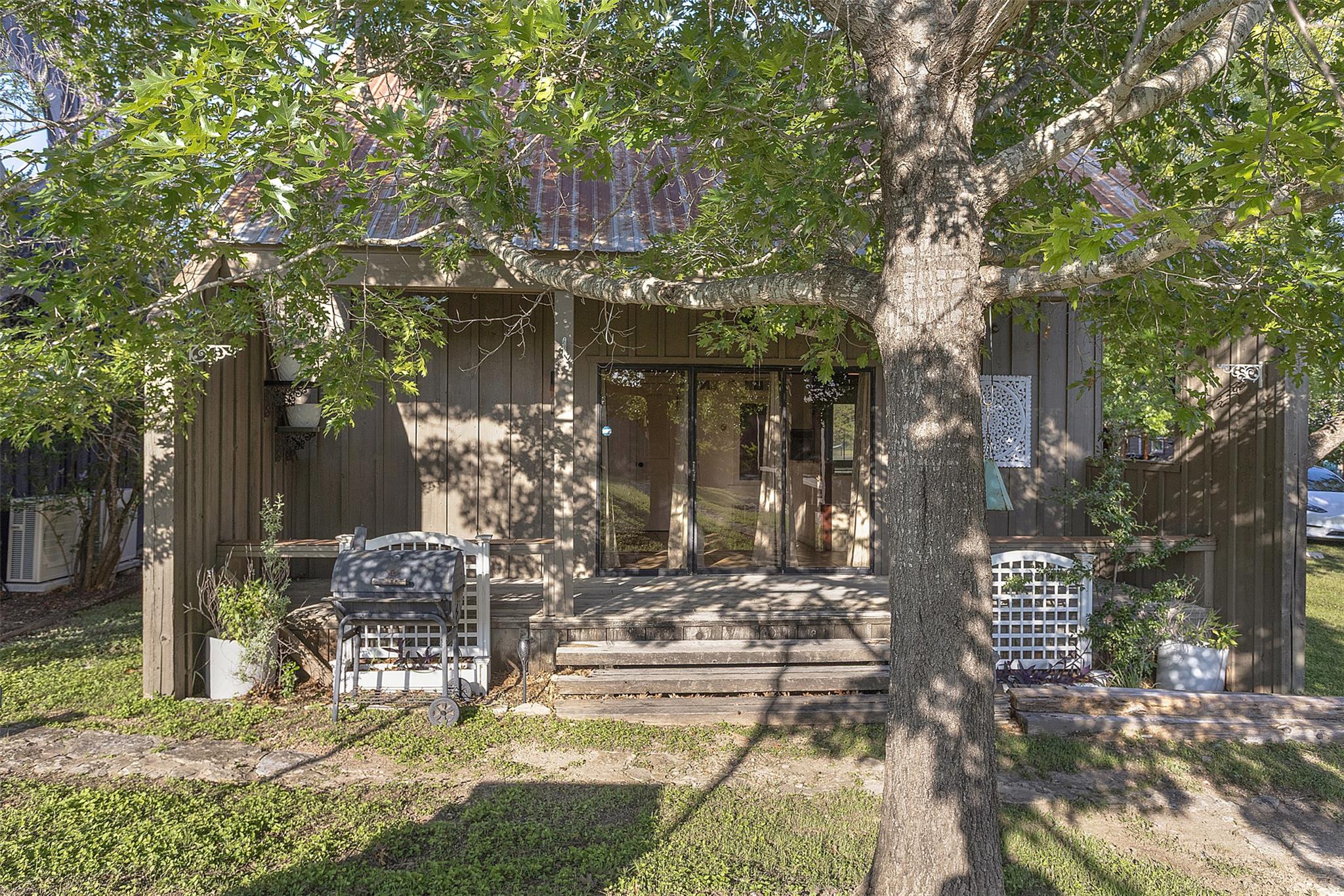 118 Topspin Circle Spicewood TX 78669