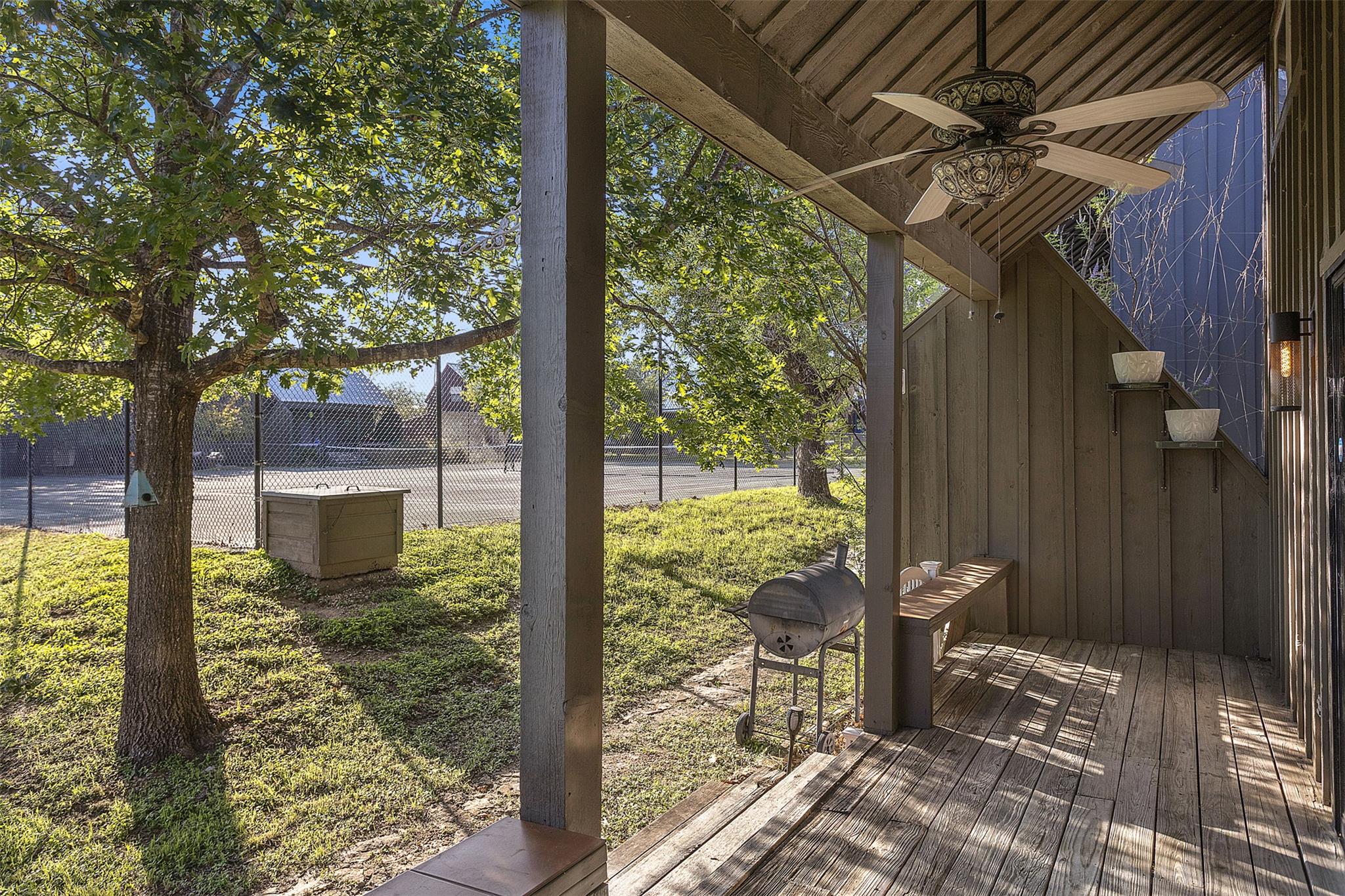 118 Topspin Circle Spicewood TX 78669