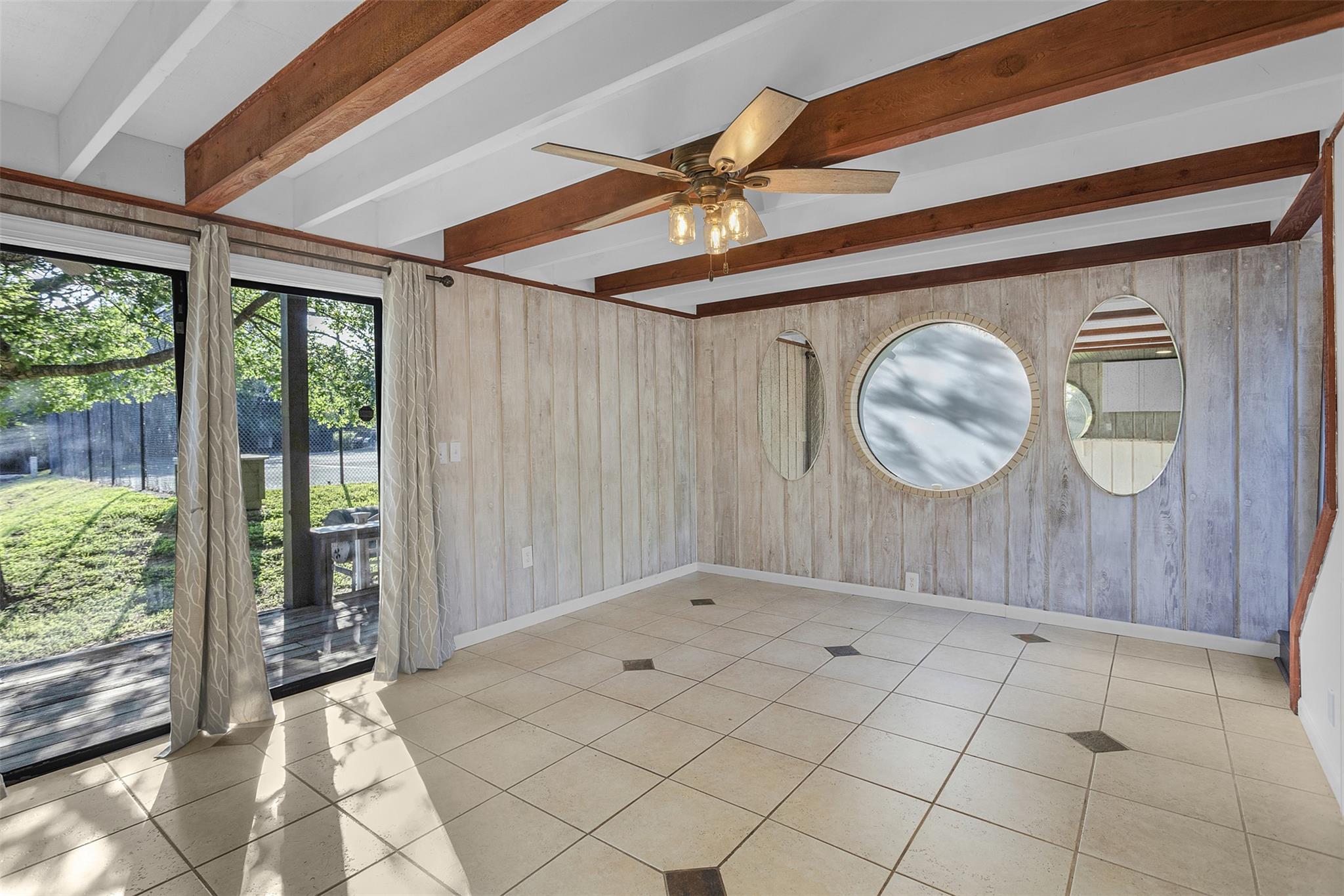 118 Topspin Circle Spicewood TX 78669
