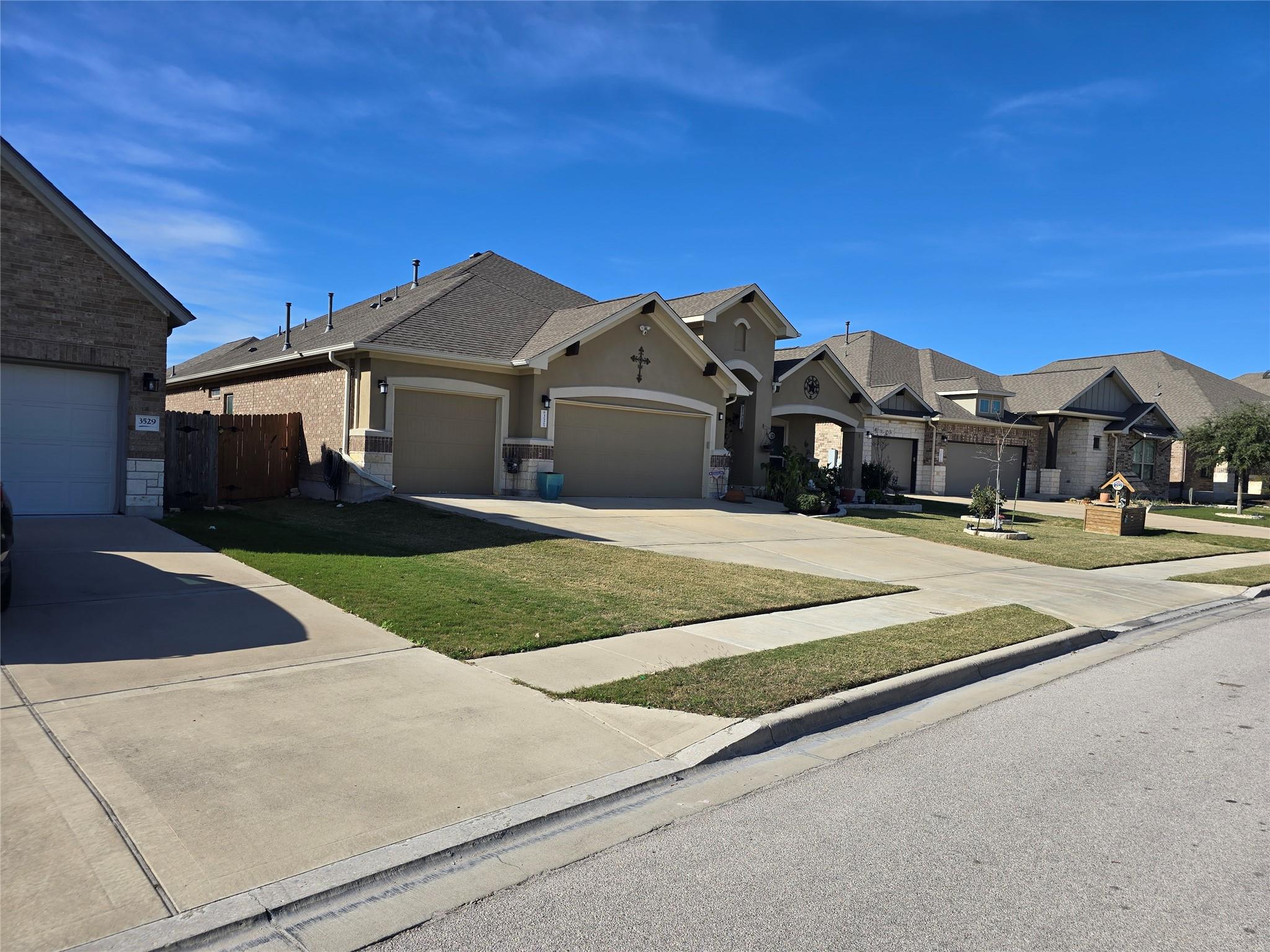 3525 Tree Swallow Way Pflugerville TX 78660