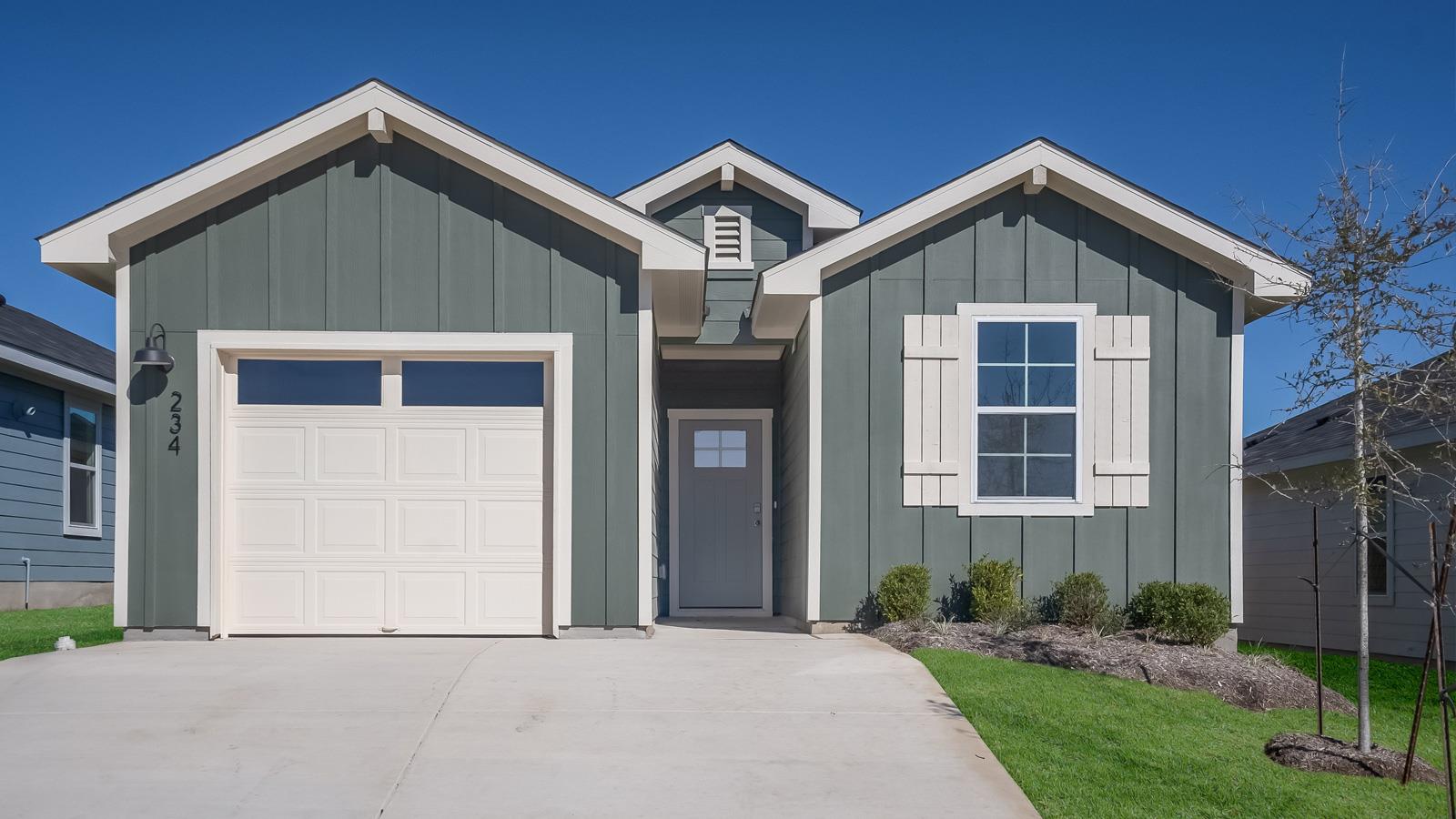 127 Orange Flame Boulevard Uhland TX 78640