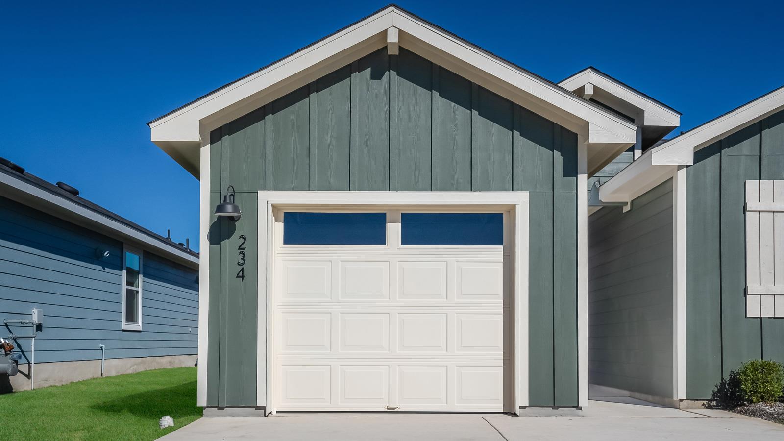 127 Orange Flame Boulevard Uhland TX 78640