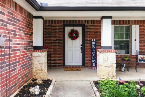 180 Mystic Shadow Lane Buda TX 78610