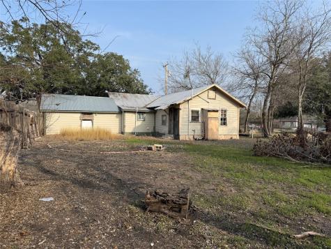 1109 Pecos Street Lockhart TX 78644